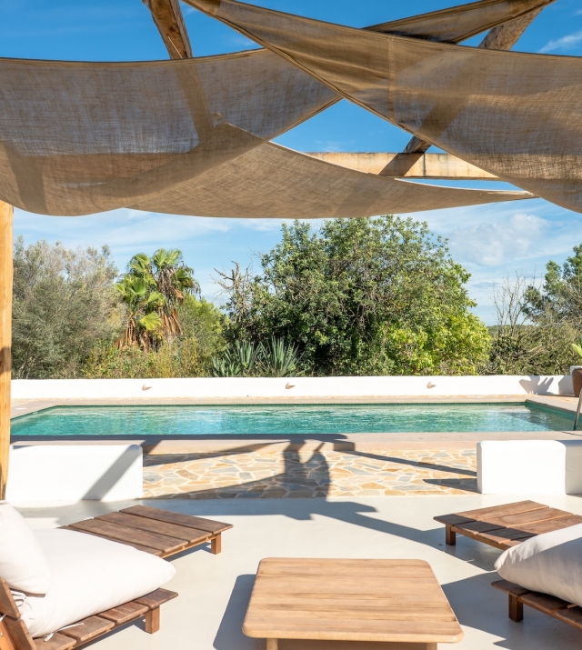 Resa estates ibiza villa Reno finca renovated te koop sale pool.jpg